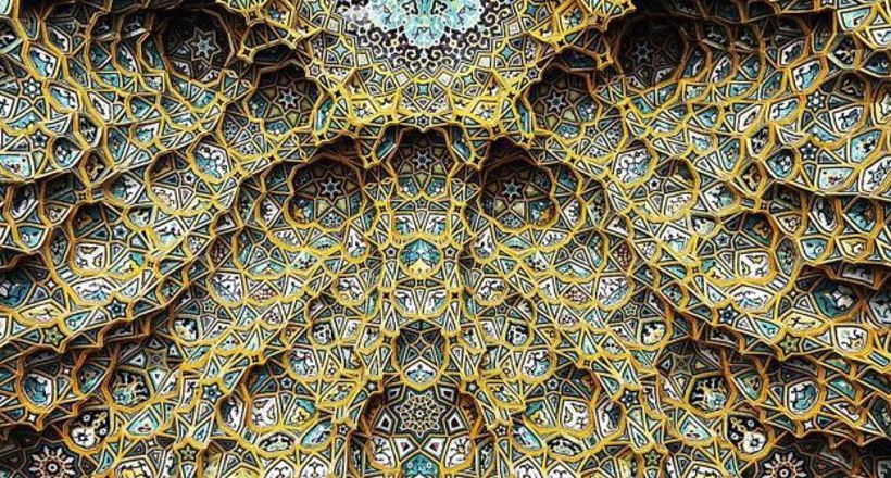 17 фото фантастичних стель мечетей в Ірані, які гіпнотизують 