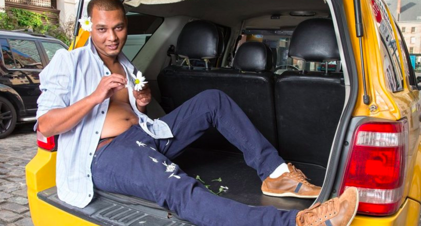 12 сексуальних і смішних фото нью-йоркських таксистів, які роздяглися для календаря