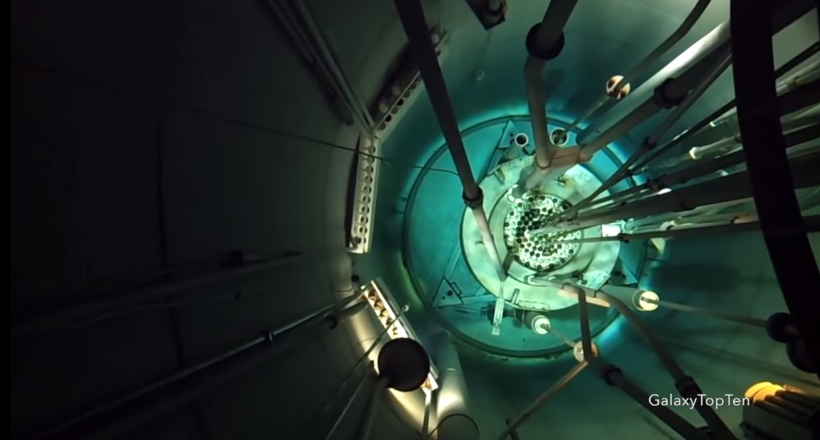 Відео-підбірка запусків ядерних реакторів