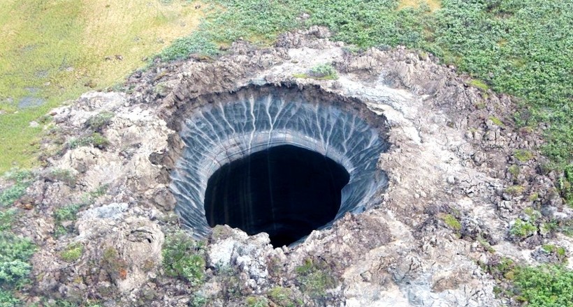 Куди зникла гігантська воронка на Ямалі