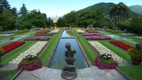 18 найкрасивіших садів світу