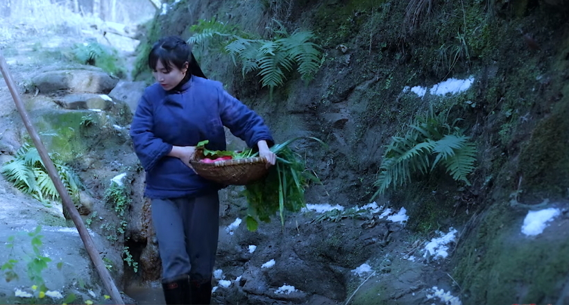 Відео не для голодних: як в Китаї традиційно готують кашу і пиріжки