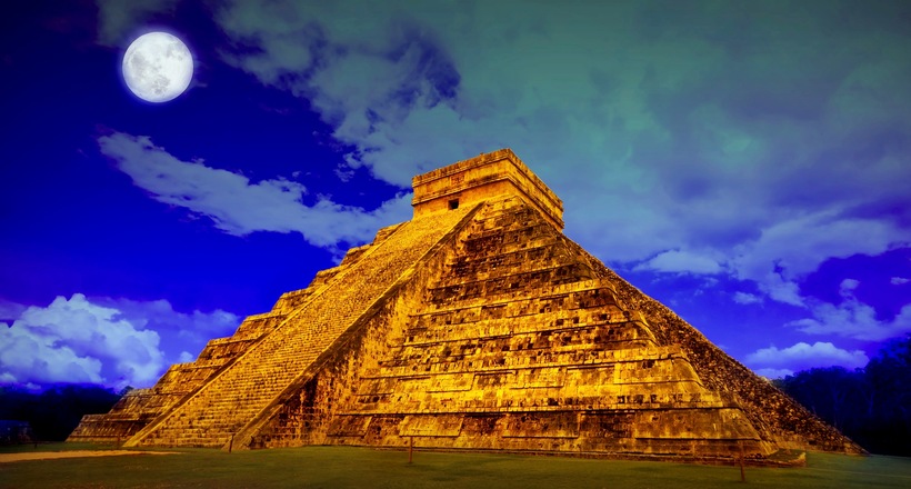 Таємниця жертовного колодязя майя: що знайшли шукачі скарбів на дні священного сеноти