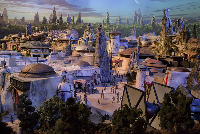 Disney вклала 2 млрд доларів в парк «Зоряних воєн», і результат буде приголомшливим