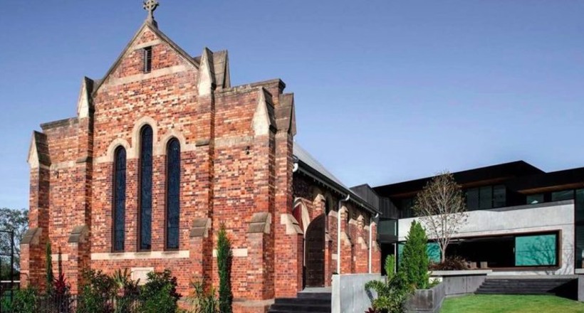 В Австралії 94-річну церкву перетворили в чудовий сучасний особняк
