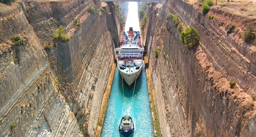 Самий вузький судноплавний канал у світі, який будували 2,5 тисячі років