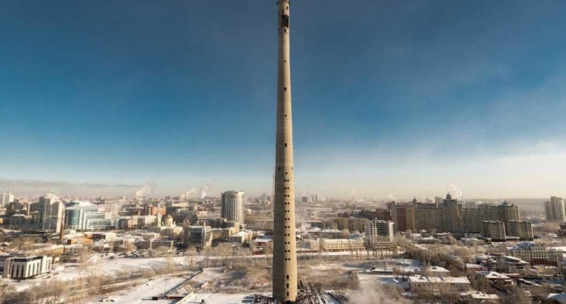 Відео про те, як підривали найвищу вежу Єкатеринбурга