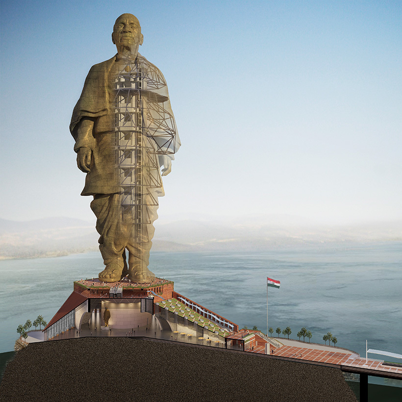 В Індії добудовують найбільшу статую в світі: вона в два рази вище Статуї Свободи