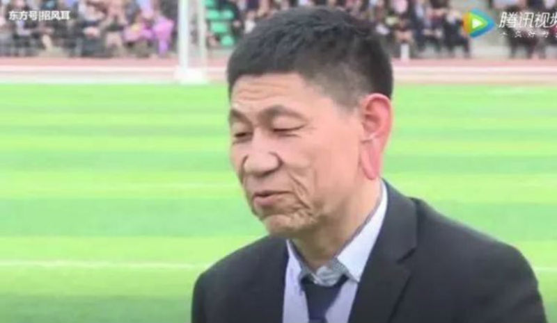 Школяр з Китаю виглядає як 70-річний дідусь