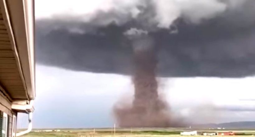 Відео: Через штат Вайомінг пройшов дивовижний торнадо