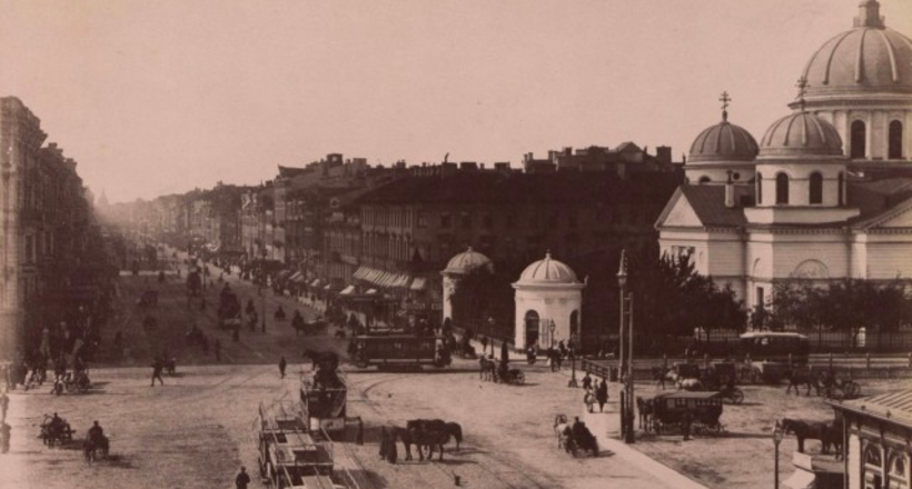 Фотографії визначних пам'яток Санкт-Петербурга в альбомі 1880-х років