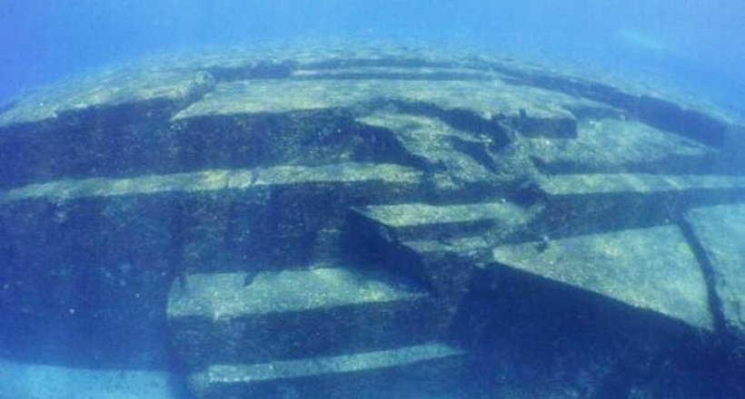 Загадка острова Йонагуні: хто побудував підводний місто біля берегів Японії