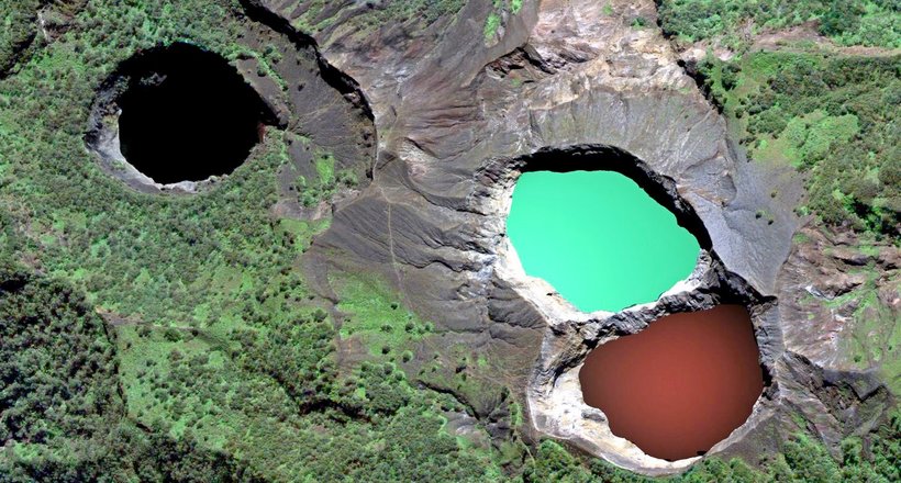 Кольорові озера вулкана Келімуту: диво природи індонезійського острова Флорес