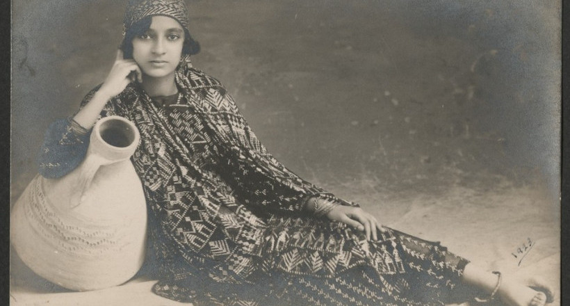 Центр фотографії в Абу-Дабі показав фото про життя арабського світу в 19 і 20 століттях