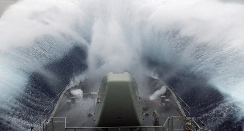 Відео: Що діється на круїзних лайнерах під час шторму