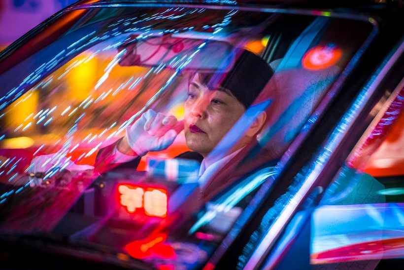 Нічні портрети японських водіїв таксі 