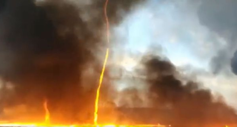 Відео неймовірного вогняного торнадо, що виник з пожежі в Британії