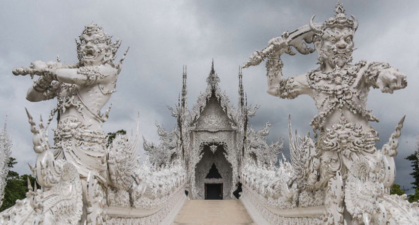 Чому білосніжний храм в Таїланді — це рай і пекло одночасно