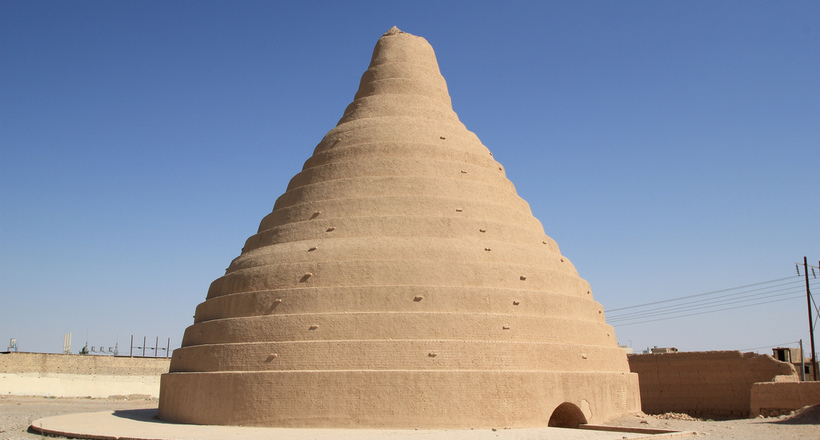 Стародавні іранські холодильники: як перси отримували лід в пустелі і зберігали його влітку