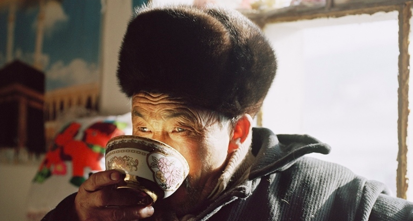 Фотограф провів 17 років, знімаючи життя в Монголії, і створив геніальні роботи 