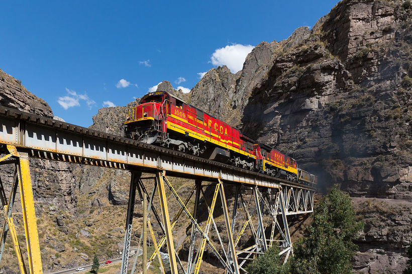 Центральноандийская дорога — наймальовничіша залізниця в Південній Америці
