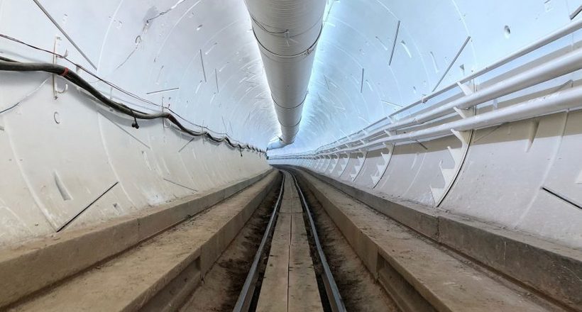 Під Лос-Анджелесом відкрили швидкісний тунель, створений під керівництвом Ілона Маска