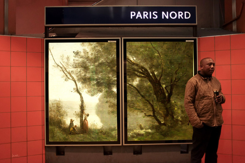 Француз замінив рекламні щити на твори мистецтва