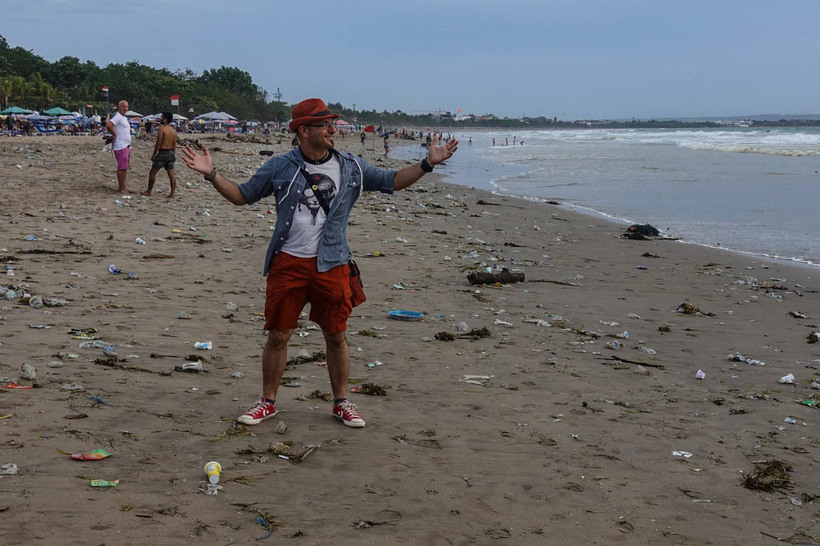 Як насправді виглядають казкові пляжі Балі