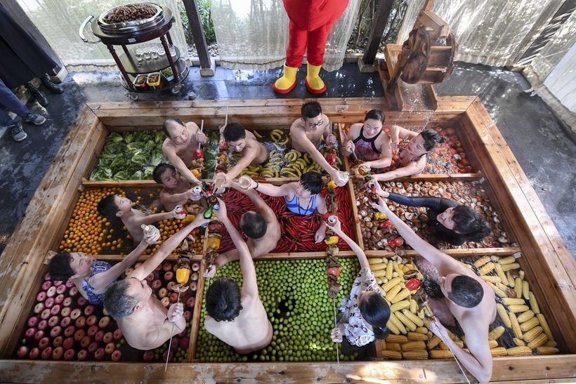 Прийняти ванну з тушкованим м'ясом: як китайці святкують Новий рік