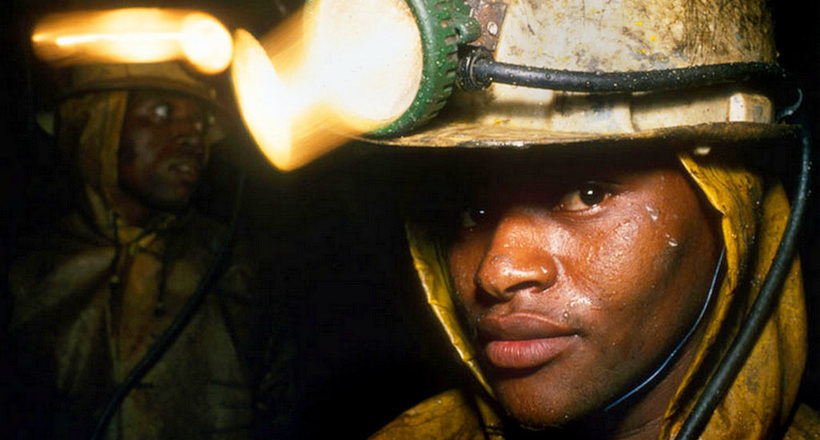 Пекельна спека і задушлива вологість: як добувають золото в найглибшій шахті в світі