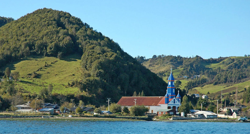 Острів Чилое і його дерев'яні церкви, які пережили не один землетрус