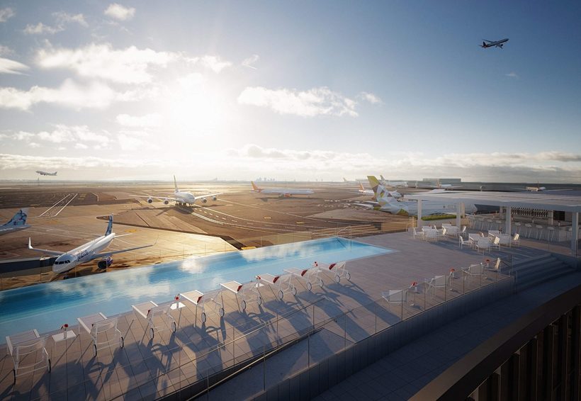 В аеропорту Нью-Йорка відкрили басейн з видом на злітають літаки