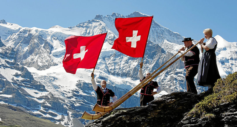 Дивні швейцарці, які говорять на різних мовах і недолюблюють одне одного