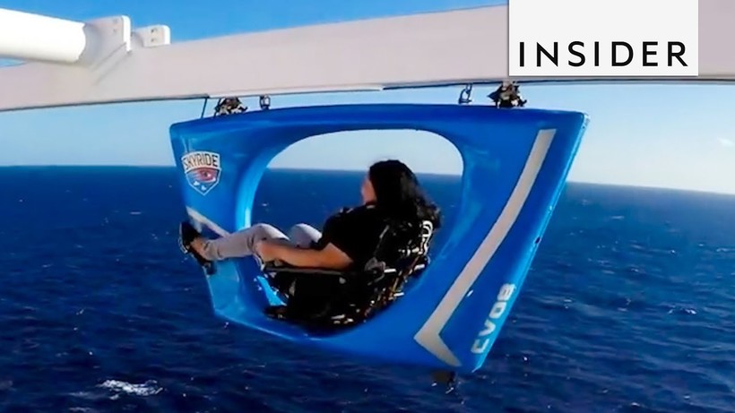 Відео: Лайнер пропонує прокотитися над океаном на велосипеді, підвішеному в повітрі