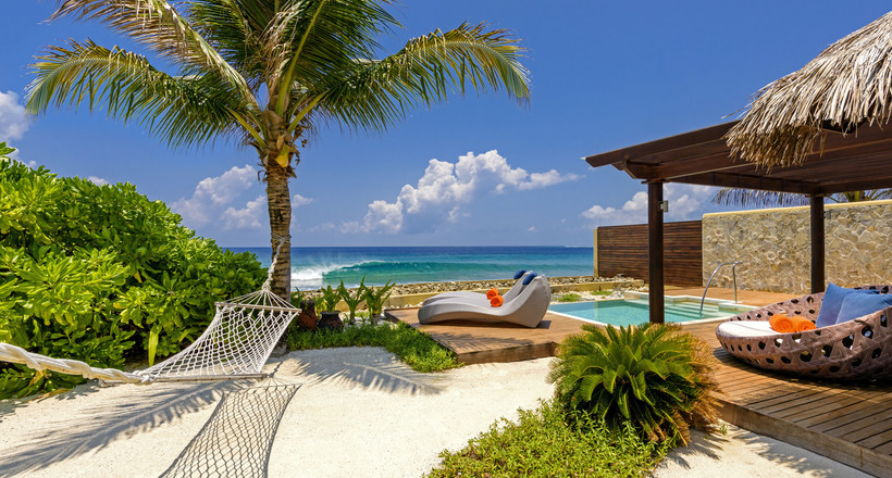 Sheraton Maldives Full Moon Resort & Spa — ідеальна пропозиція для сімей