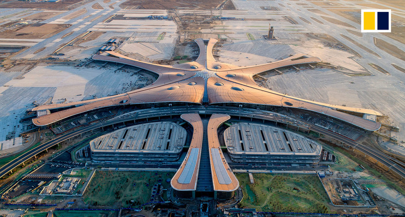 Відео: У Китаї закінчили будувати найбільший у світі аеропорт