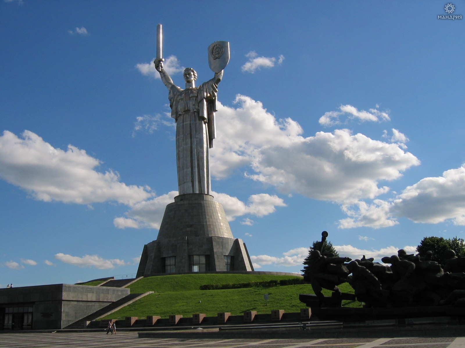 Блог - 15 величезних статуй світу 15 найбільш величезних статуй світу