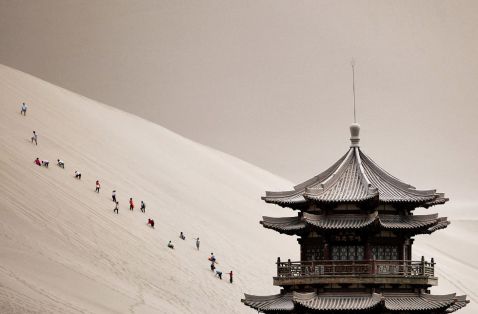 17 драматичних пейзажів Китаю, які захочеться побачити власними очима