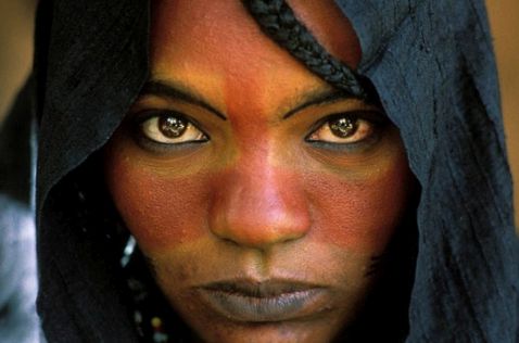 32 фото з життя народу туарегів, де панує матріархат, а чоловіки позбавлені прав
