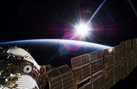 Як відправитися в космос з НАСА, не встаючи з місця