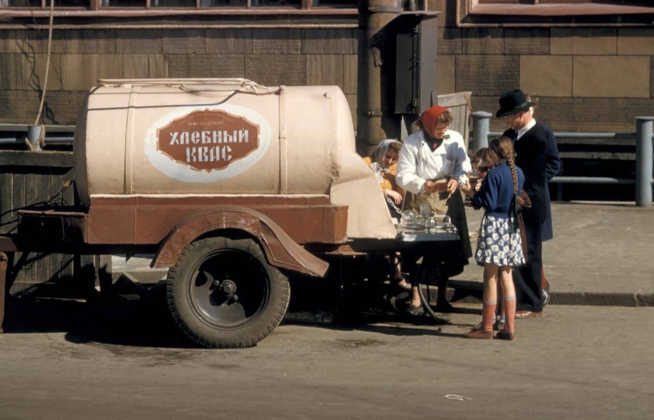 Блог - 20 цікавих фотографій про те, як жили москвичі в 1959 році 20 цікавих фотографій про те, як жили москвичі в 1959 році