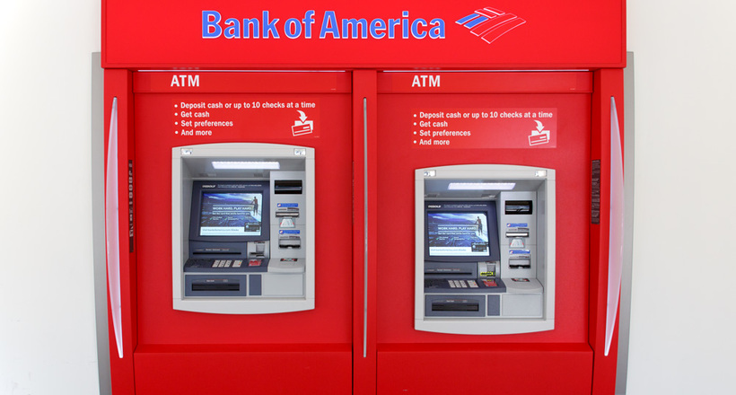 У США замкнений у банкоматі робочий відправляв записки про допомогу