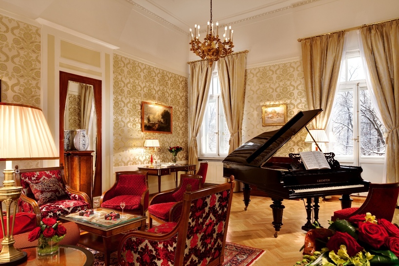 Belmond Grand Hotel Europe — колекція унікальних люкс-апартаментів в Петербурзі