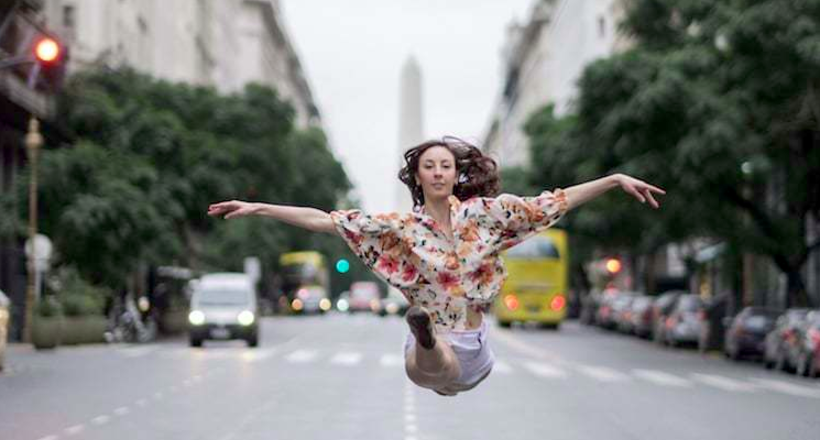 Фотограф зробив чарівні портрети танцюристів на вулицях Буенос-Айреса 