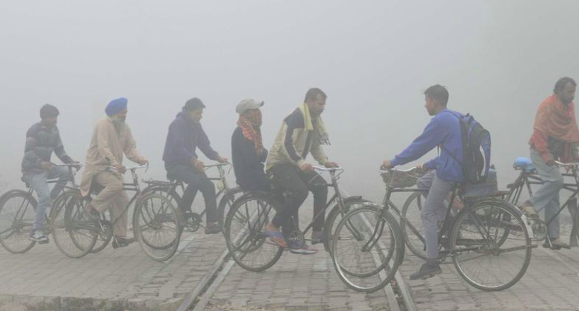 12 страшних фото про смертельне смогу, яке охопило Нью-Делі 