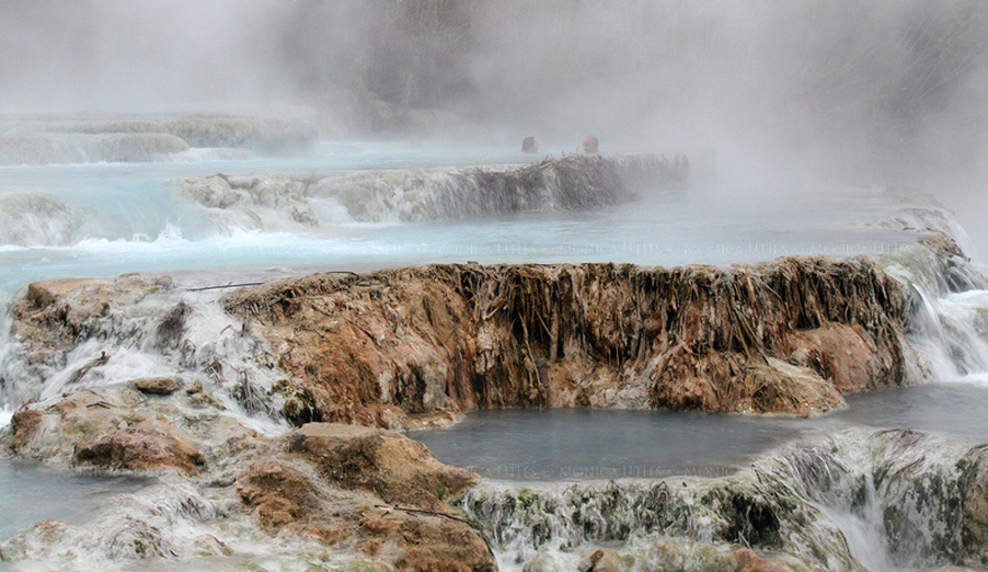 10 найдивовижніших термальних джерел і озер зі всього світу