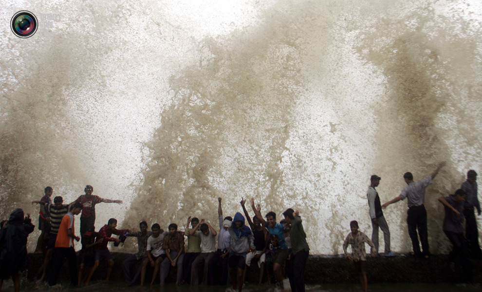 30 дивовижних знімків розлюченої водної стихії, що лякають. Частина 1