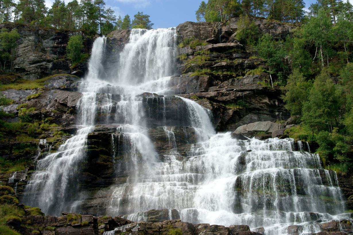 ТОП-9 найкрасивіших і високих водоспадів Норвегії