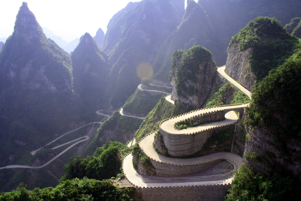 Дорога в небеса — найстрашніша дорога Китаю