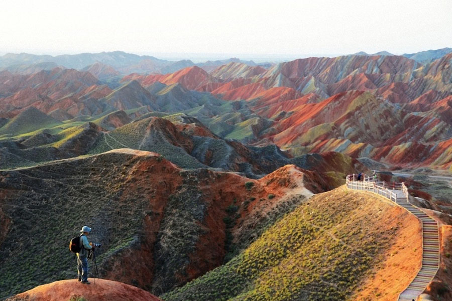Різнокольорові скелі геопарку Чжан'е Данься в Китаї